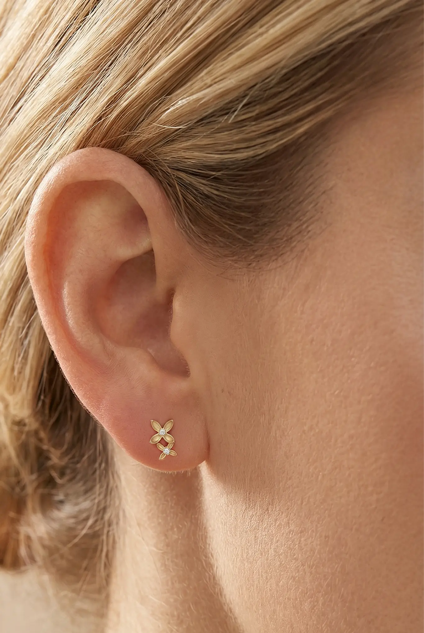 Cercei Argint Trio Flowers Lisa&Co.