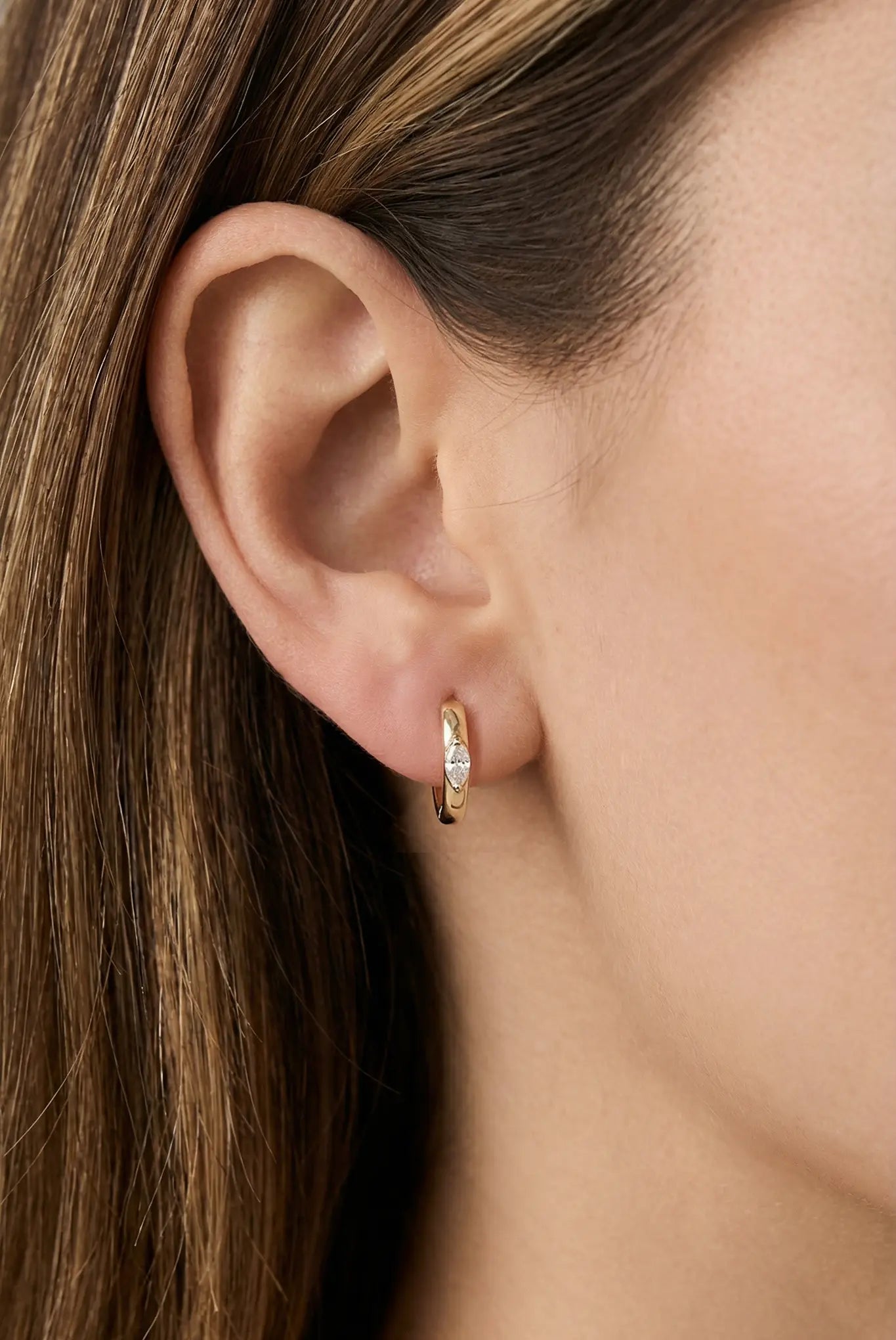 Cercei Aur Lis In The Loop LisaConcept